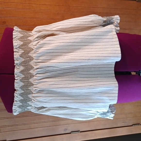 ANTHROPOLOGIE VANESSA VIRGINIA OFF THE SHOULDER CROPPED TOP - Picture 1 of 9